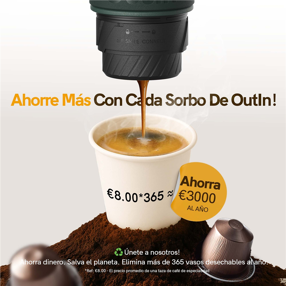 Kaffee fließt aus einer Maschine in eine Tasse, umgeben von Kaffeesatz.