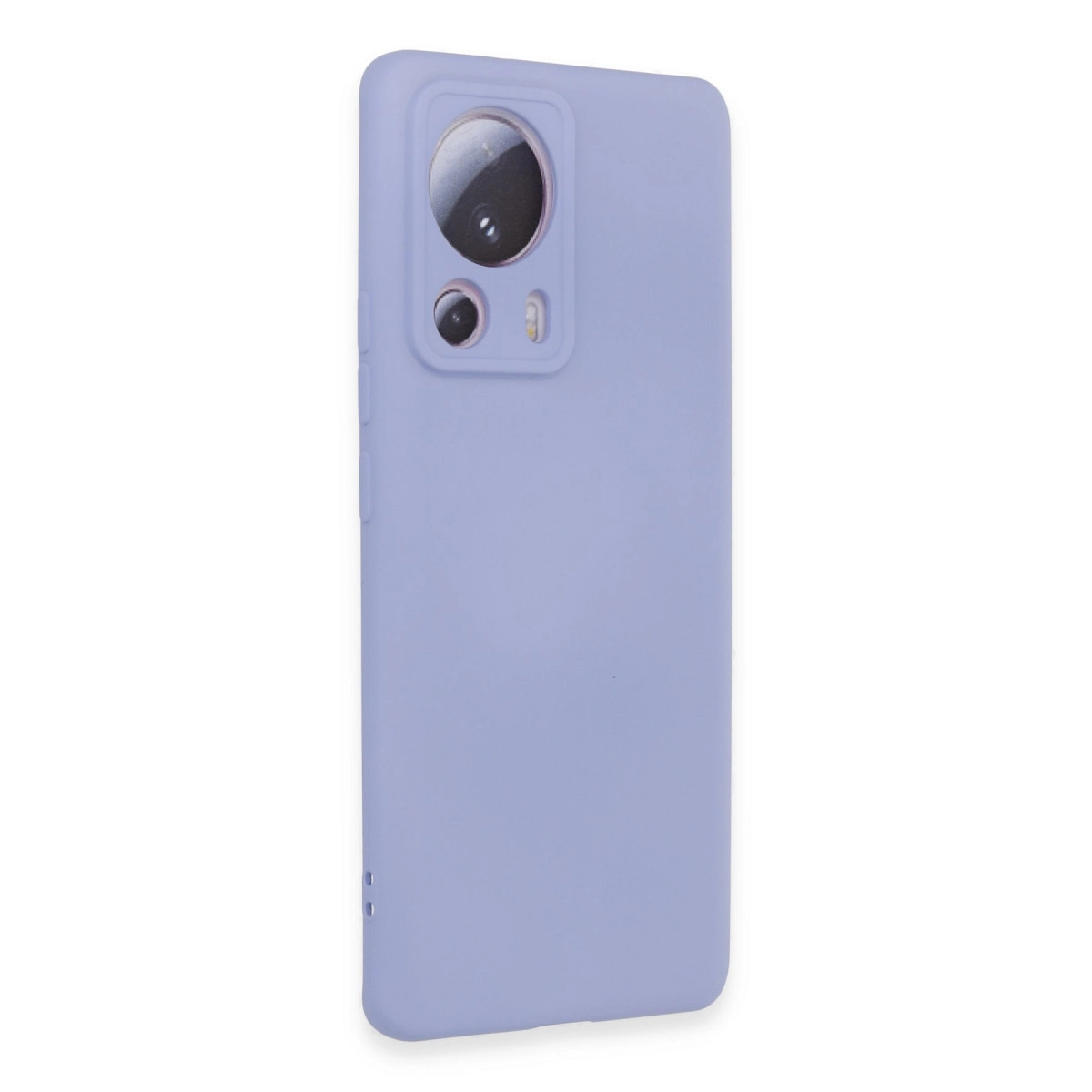 Beyaz arka plan üzerinde kamera oyuntulu mor telefon kılıfı.