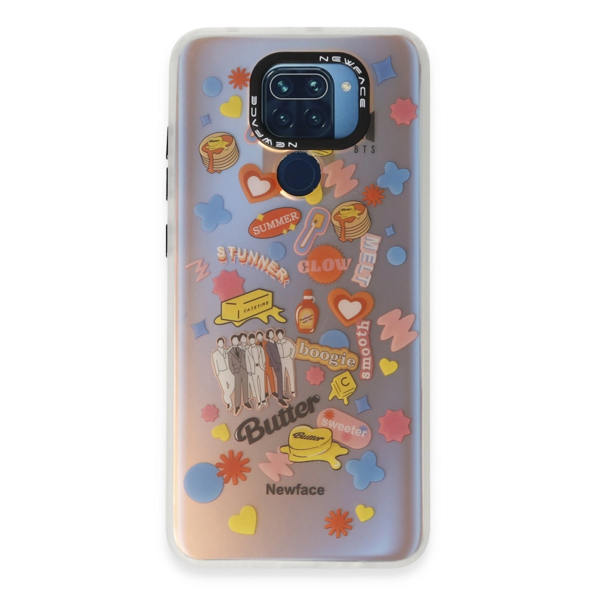 Üzerinde "Butter", "Summer" ve "Glow" gibi BTS motifleri bulunan telefon kılıfı.
