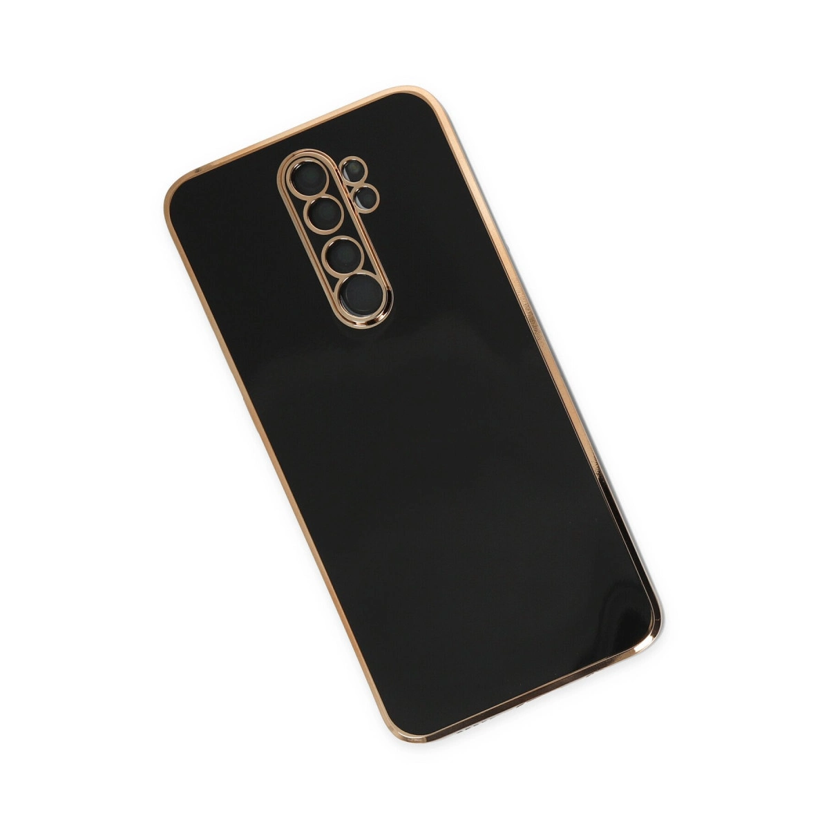 Altın süslemeli ve kamera kesimli siyah telefon kılıfı.