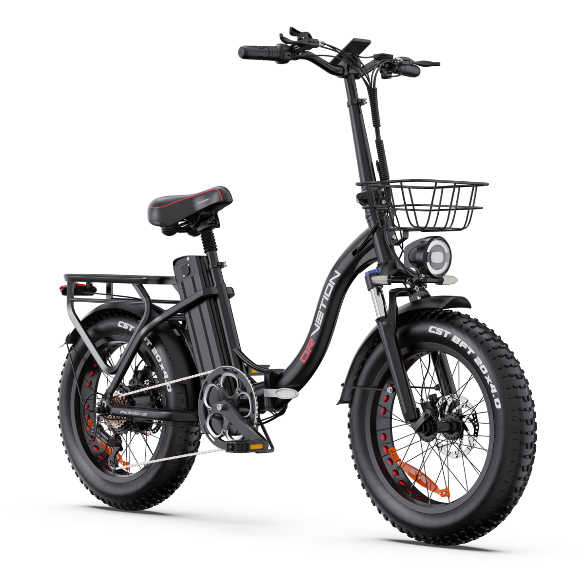 Czarny rower elektryczny fat bike z przednim koszykiem i tylnym bagażnikiem.