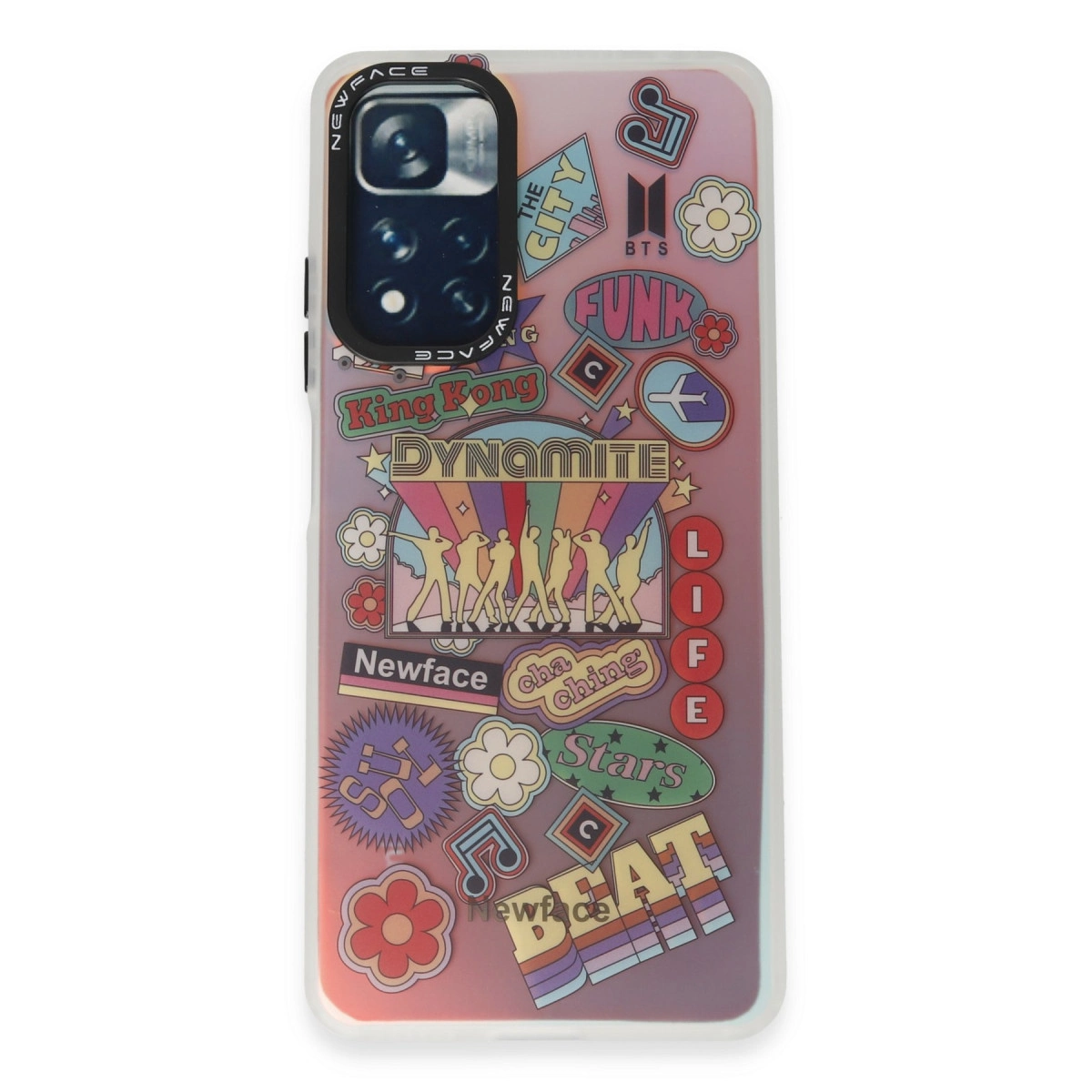 Telefon kılıfı "Dynamite", "Funk", "Stars" gibi BTS motifleri ve dans eden silüetlerle.