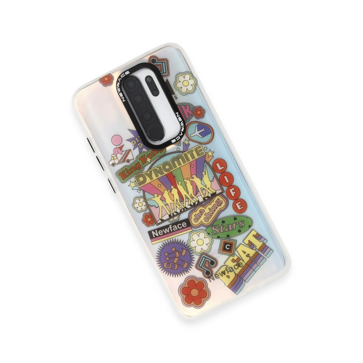 Dans eden silüet grafikli "DYNAMITE" yazılı telefon kılıfı.
