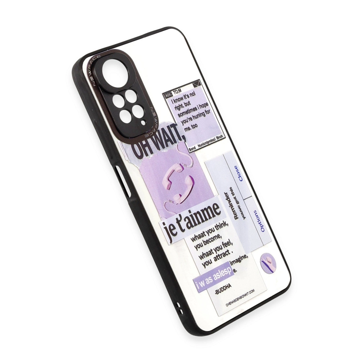 Çıkartmalar, metinler ve kamera lensi detayı olan telefon kılıfı.
