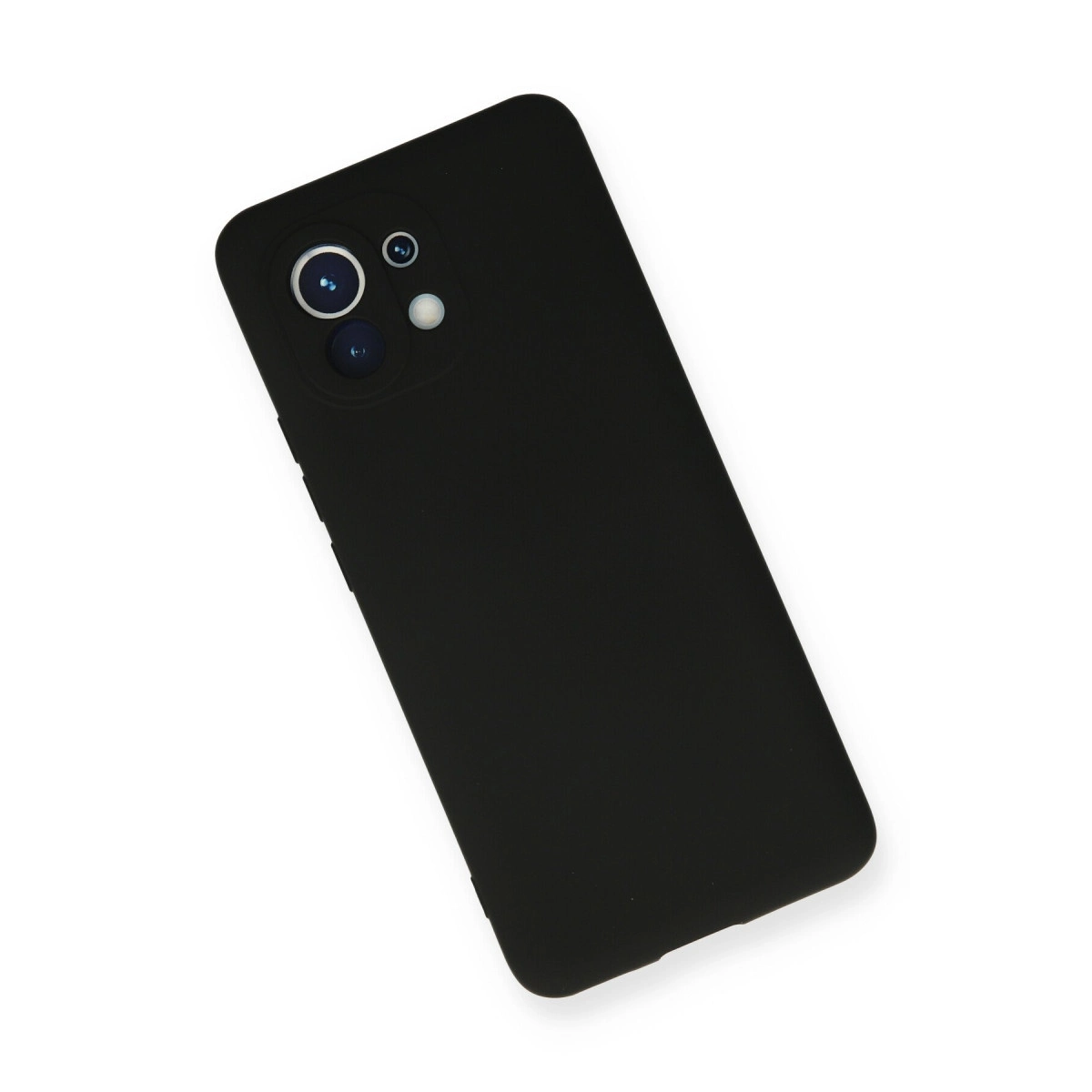 Beyaz arka plan üzerinde üçlü arka kameraya sahip siyah akıllı telefon.