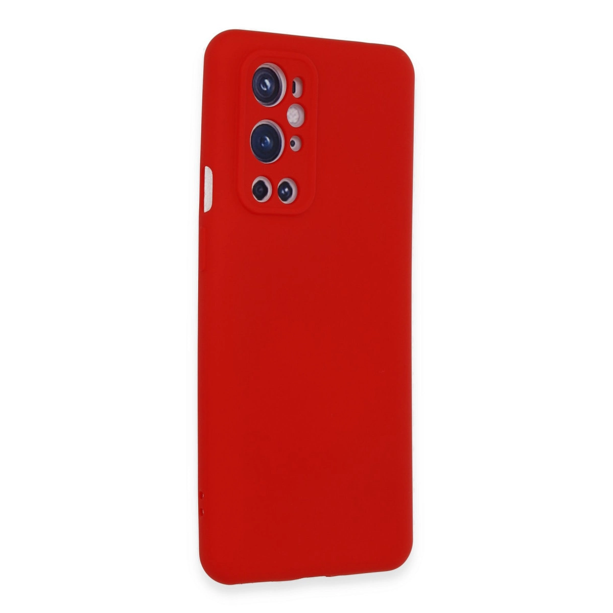 Beyaz arka plan üzerinde kamera lensli kırmızı telefon kılıfı.