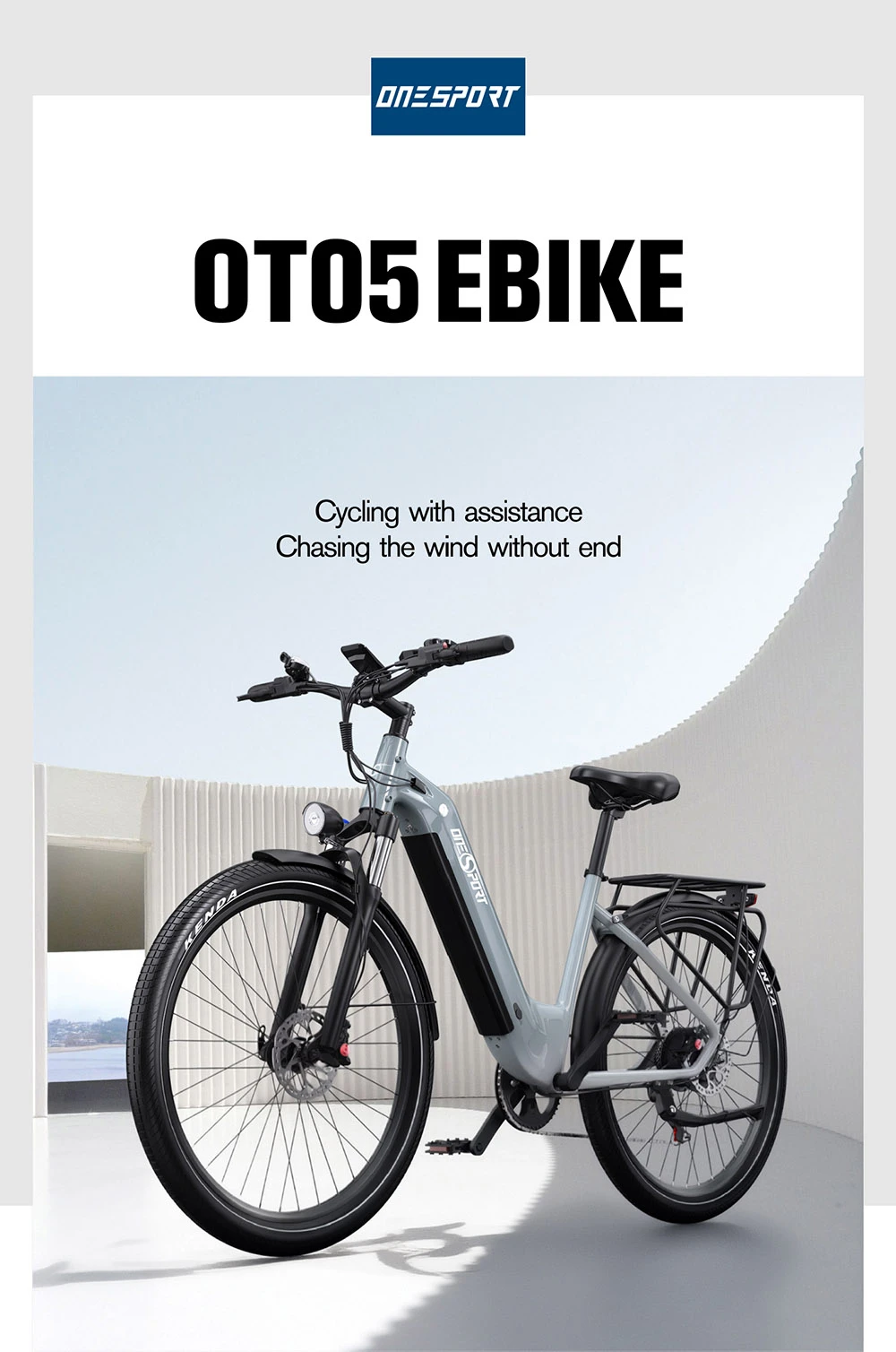 Una e-bike grigia con portapacchi, faro e telaio nero.
