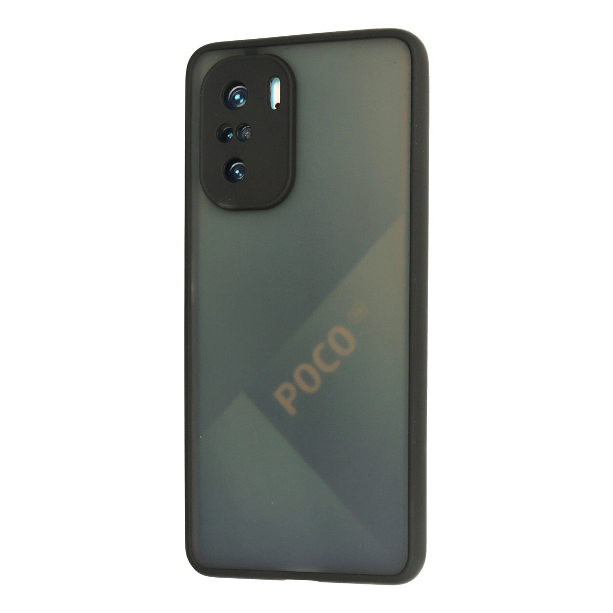 Kamera modülü ve POCO logosu olan koyu renkli telefon kılıfı.