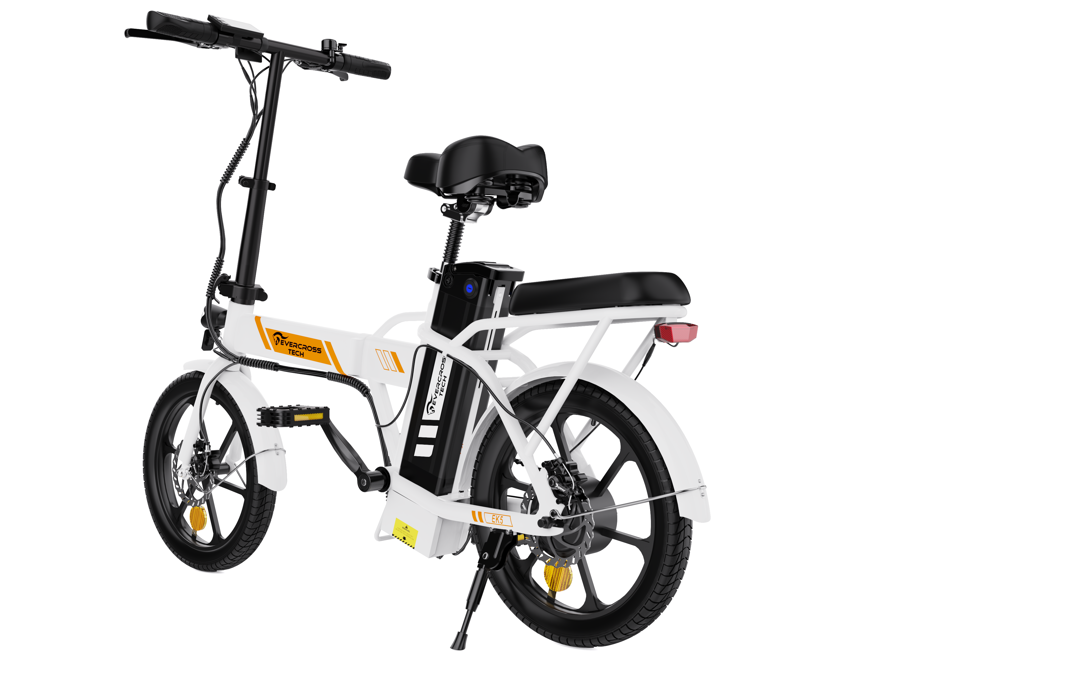 Una bicicleta eléctrica plegable blanca con detalles negros está de pie.