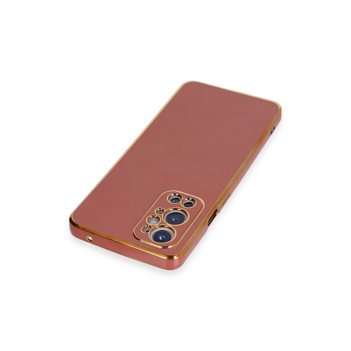 Altın kenarlı ve kamera kesimli, gül rengi telefon kılıfı.