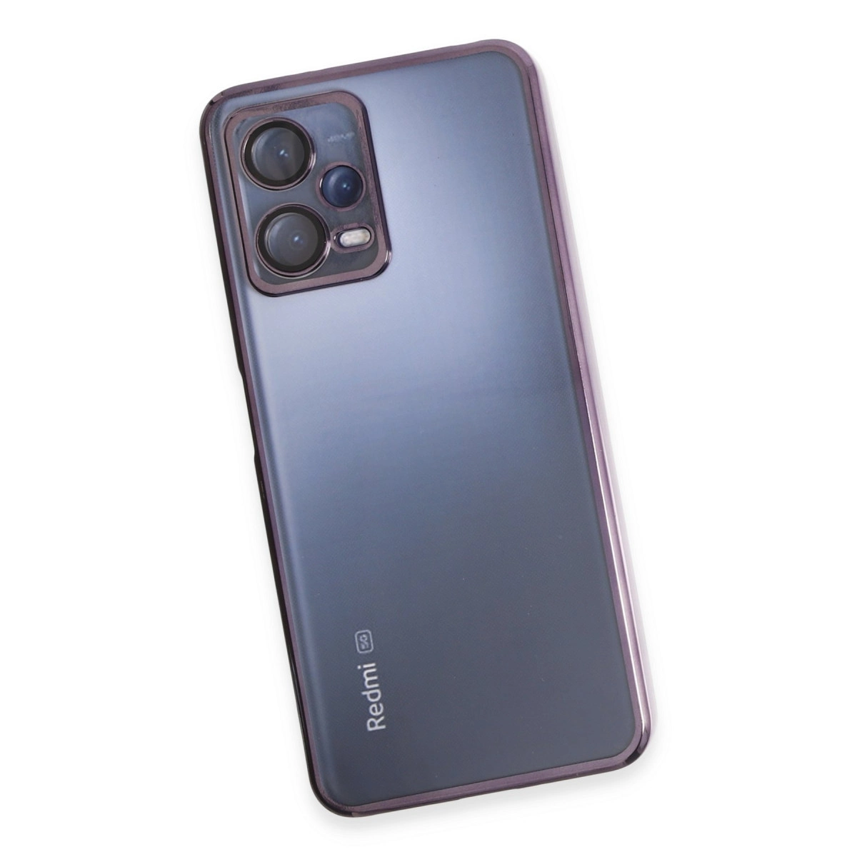 Kamera modülü ve Redmi 5G logosu bulunan gri akıllı telefonun arkası.