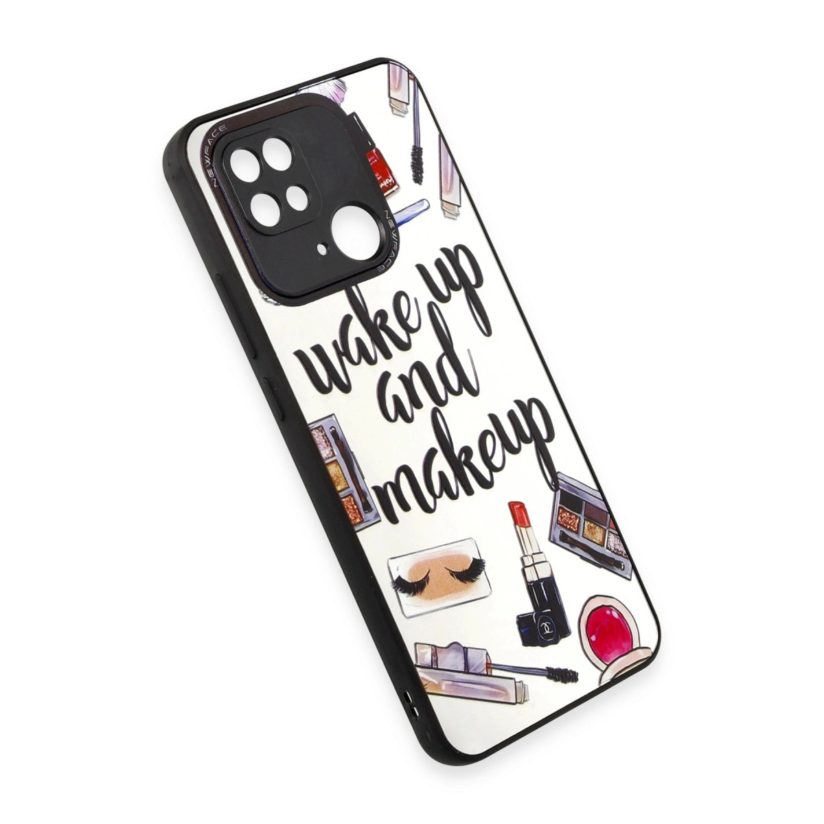 "Wake up and makeup" yazılı telefon kılıfı ve dekoratif makyaj ürünleri.