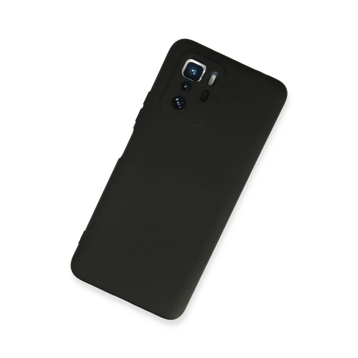 Kamera oyuklu siyah telefon kılıfı, beyaz zeminde duruyor.