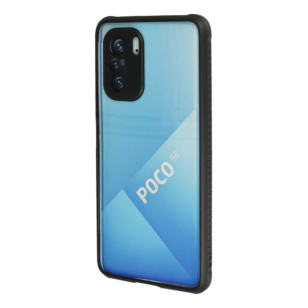 Siyah kılıflı mavi POCO 5G akıllı telefonun arka yüzü ve kamera dizilimi.