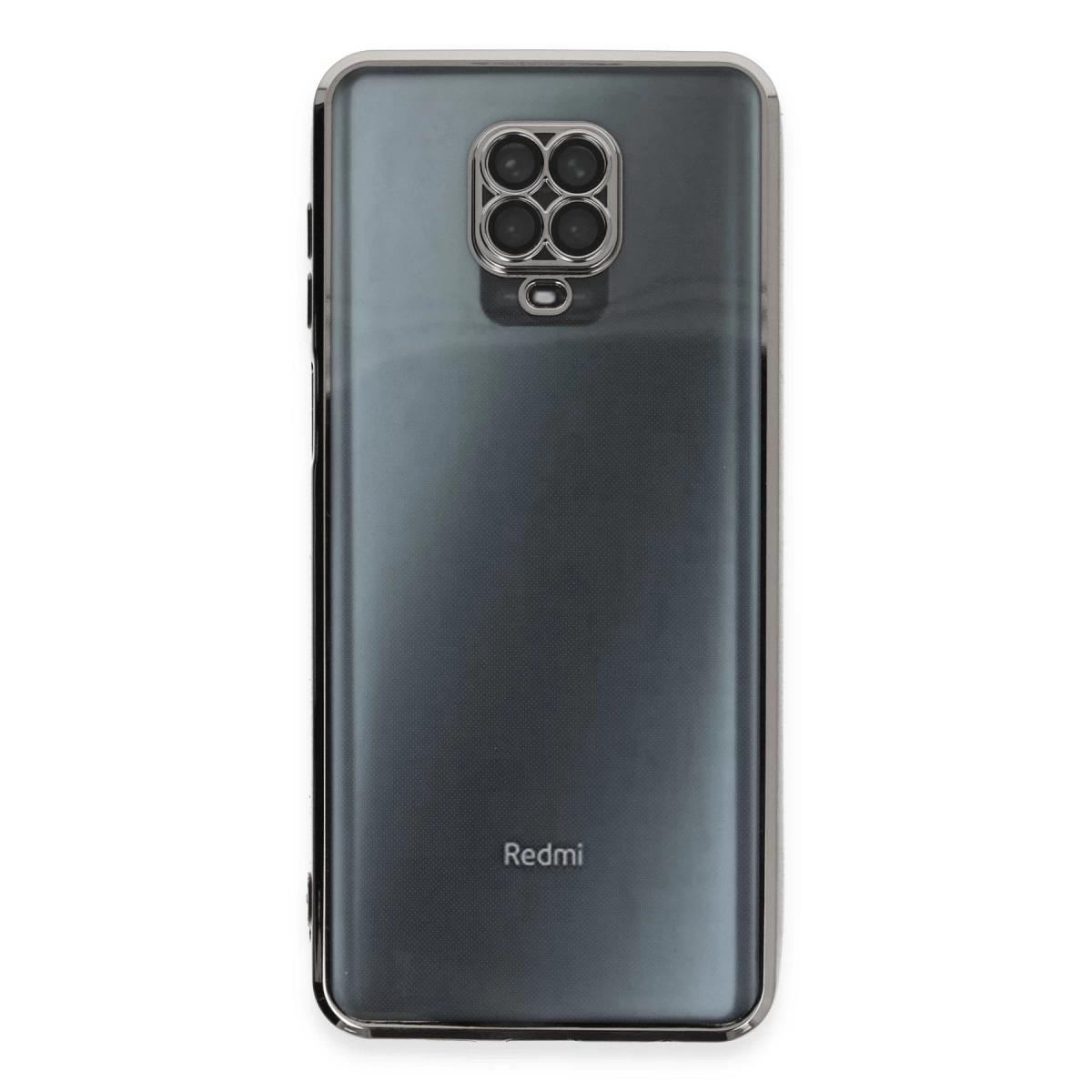 Dört kameralı koyu renkli bir akıllı telefonun arkası ve Redmi logosu.