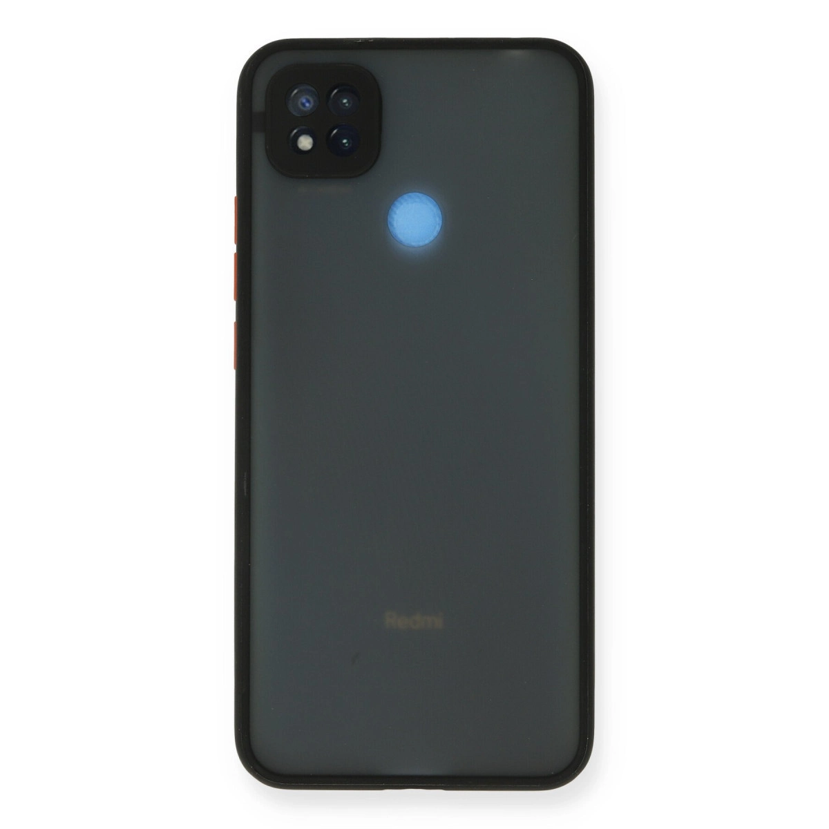 Dört kameralı koyu renkli telefon, arkasında parlayan mavi nokta.