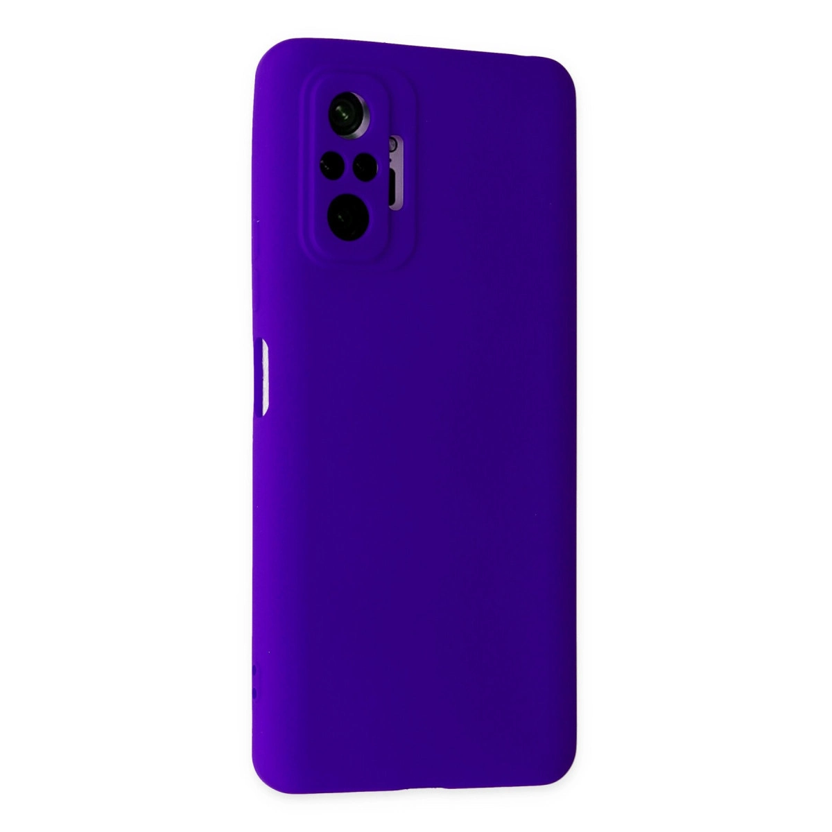Mor renkli telefon kılıfı, arka kamera modülü ile, beyaz zeminde.