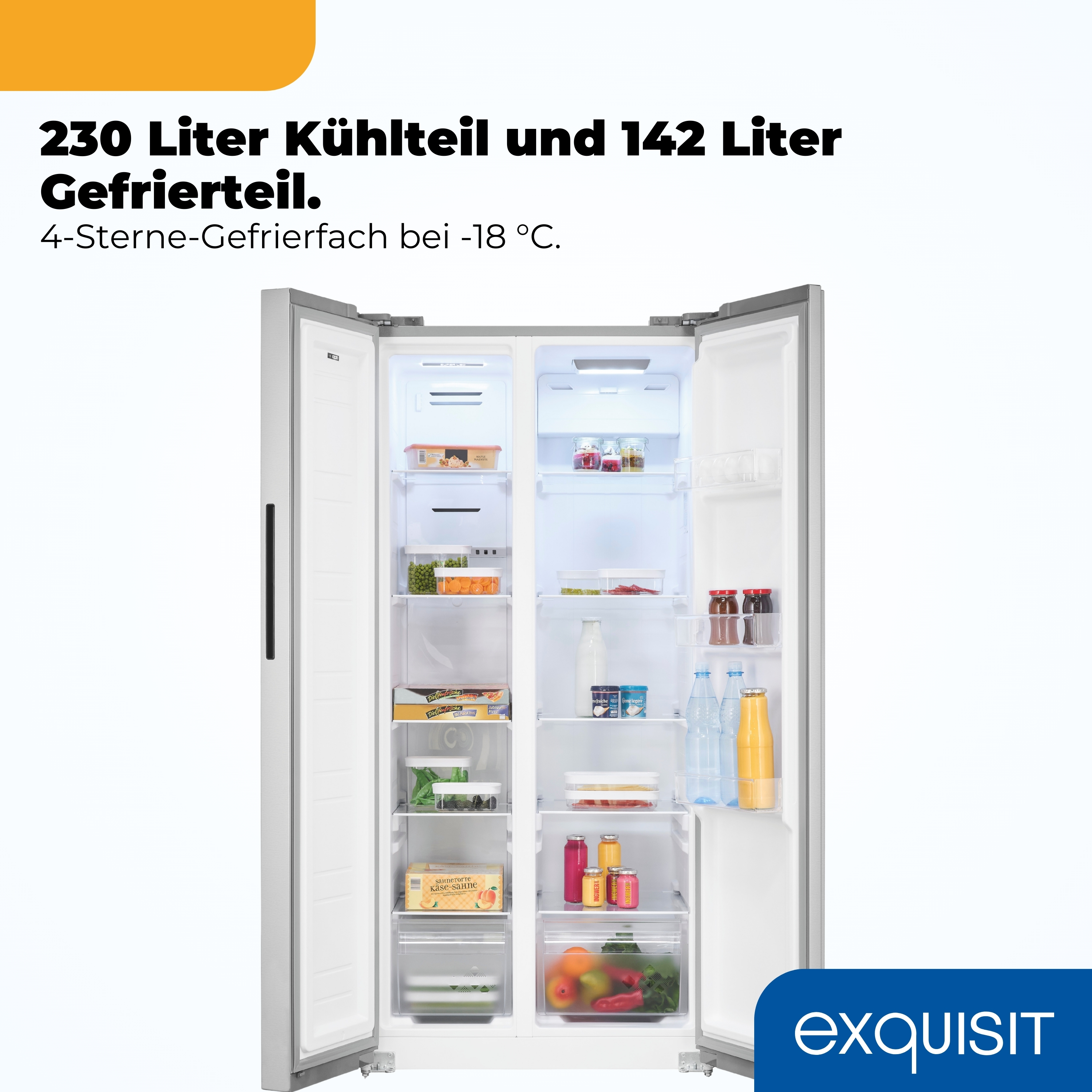 Ein offener Kühlschrank mit Lebensmitteln. Kühl- und Gefrierteil sind gefüllt.