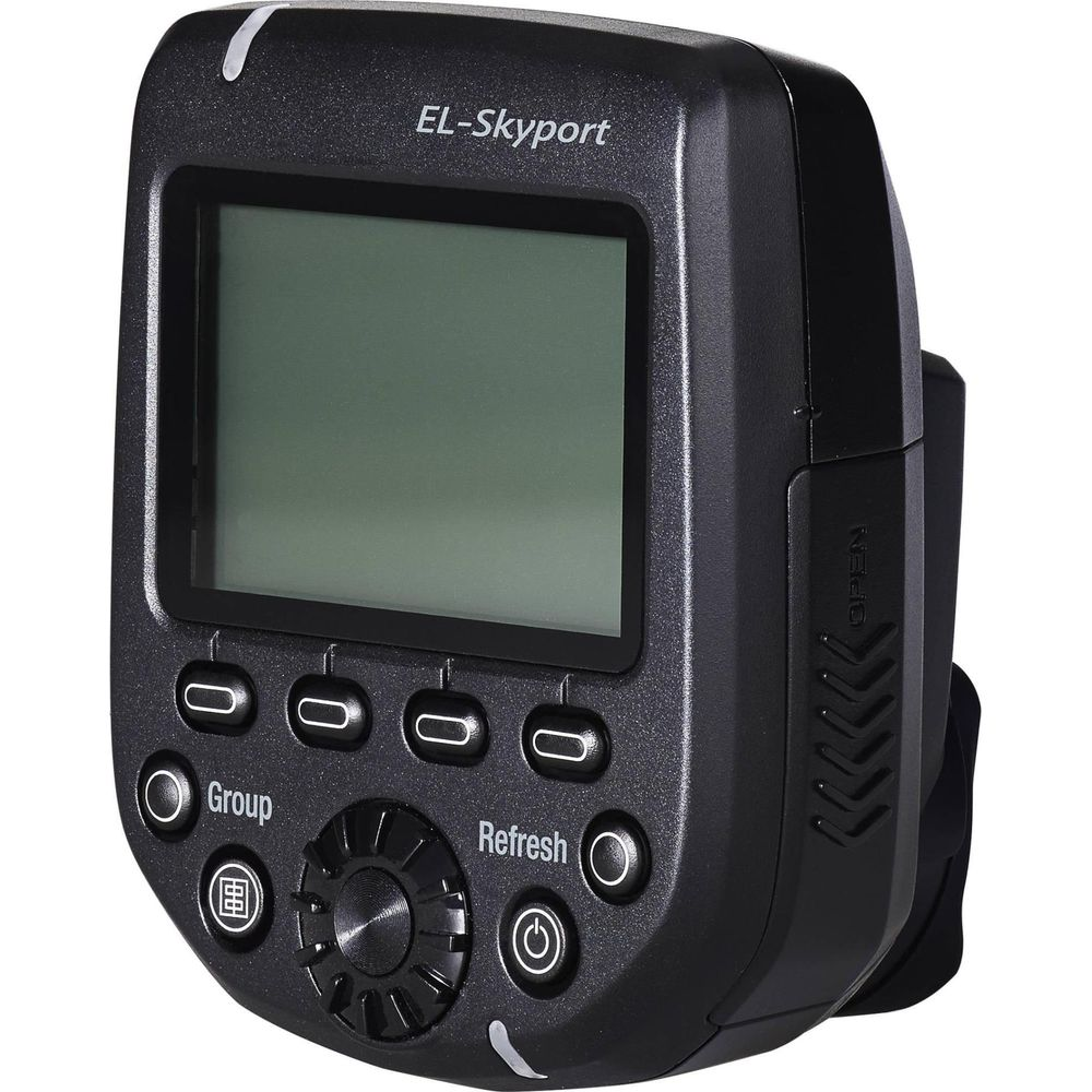 Ein schwarzer EL-Skyport Sender mit LCD-Bildschirm und Bedienelementen.
