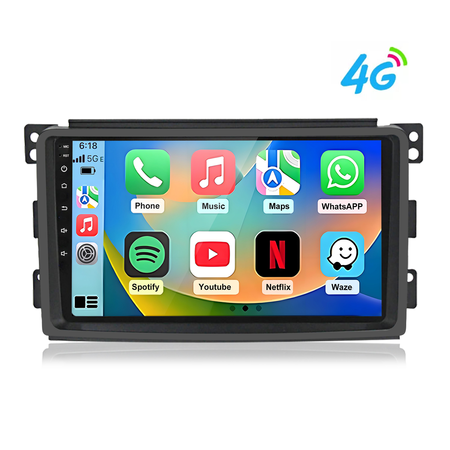 Un display dell'autoradio mostra app come Telefono, Musica, Mappe, WhatsApp, Spotify, YouTube, Netflix e Waze.
