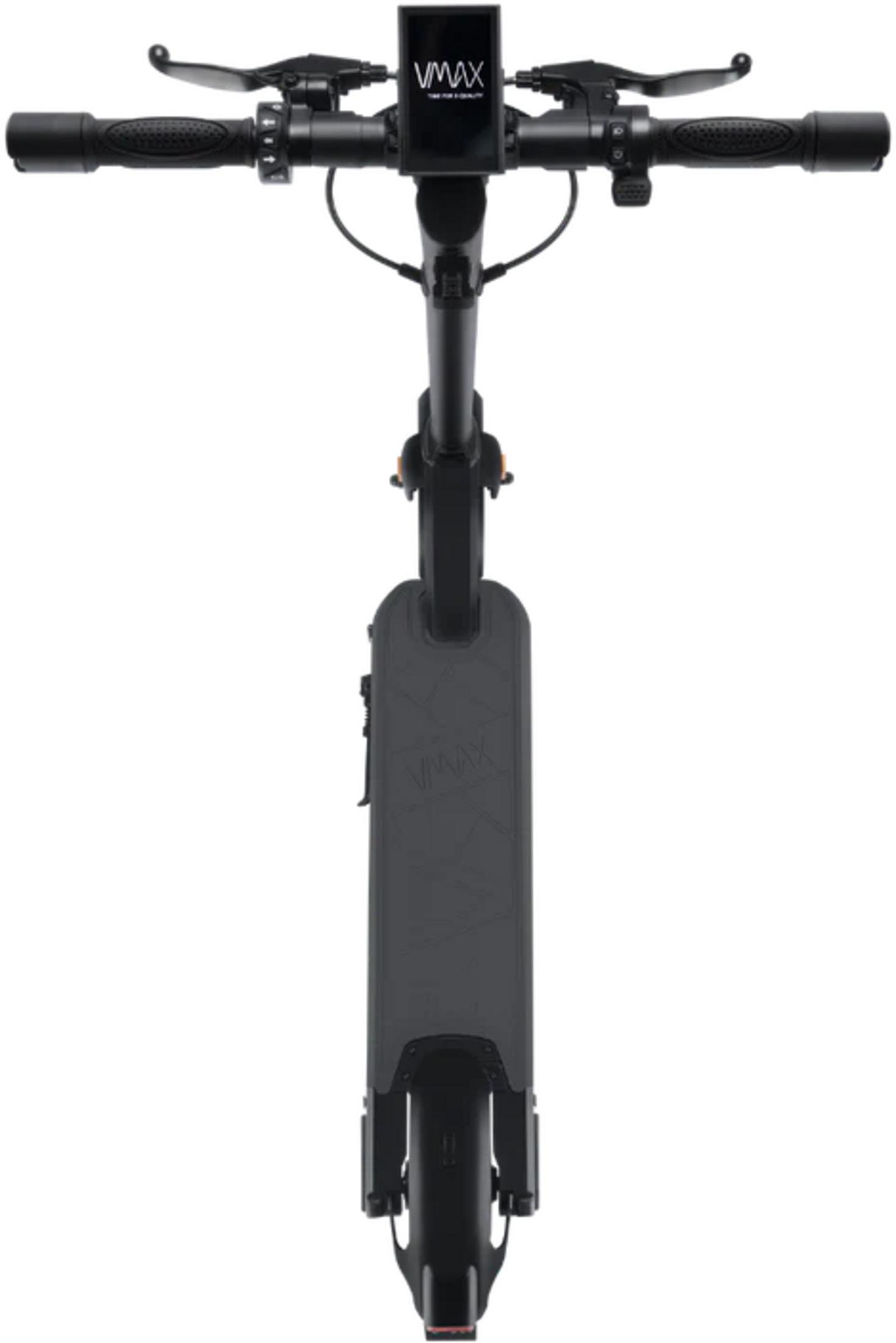 Oberansicht eines schwarzen E-Scooters mit VMAX-Logo auf dem Display.