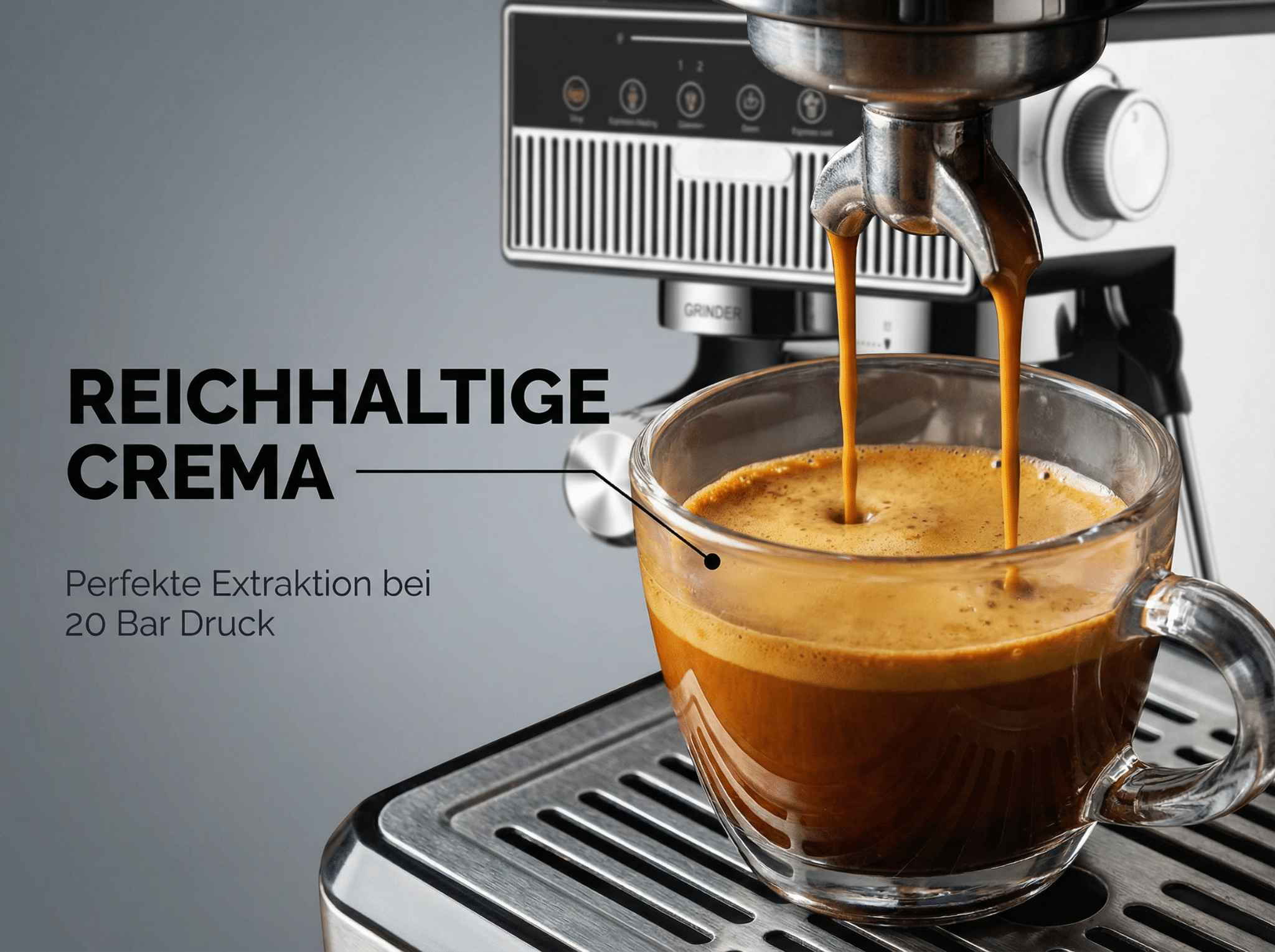 Espressomaschine brüht Kaffee in eine Glas Tasse mit reichlich Crema.