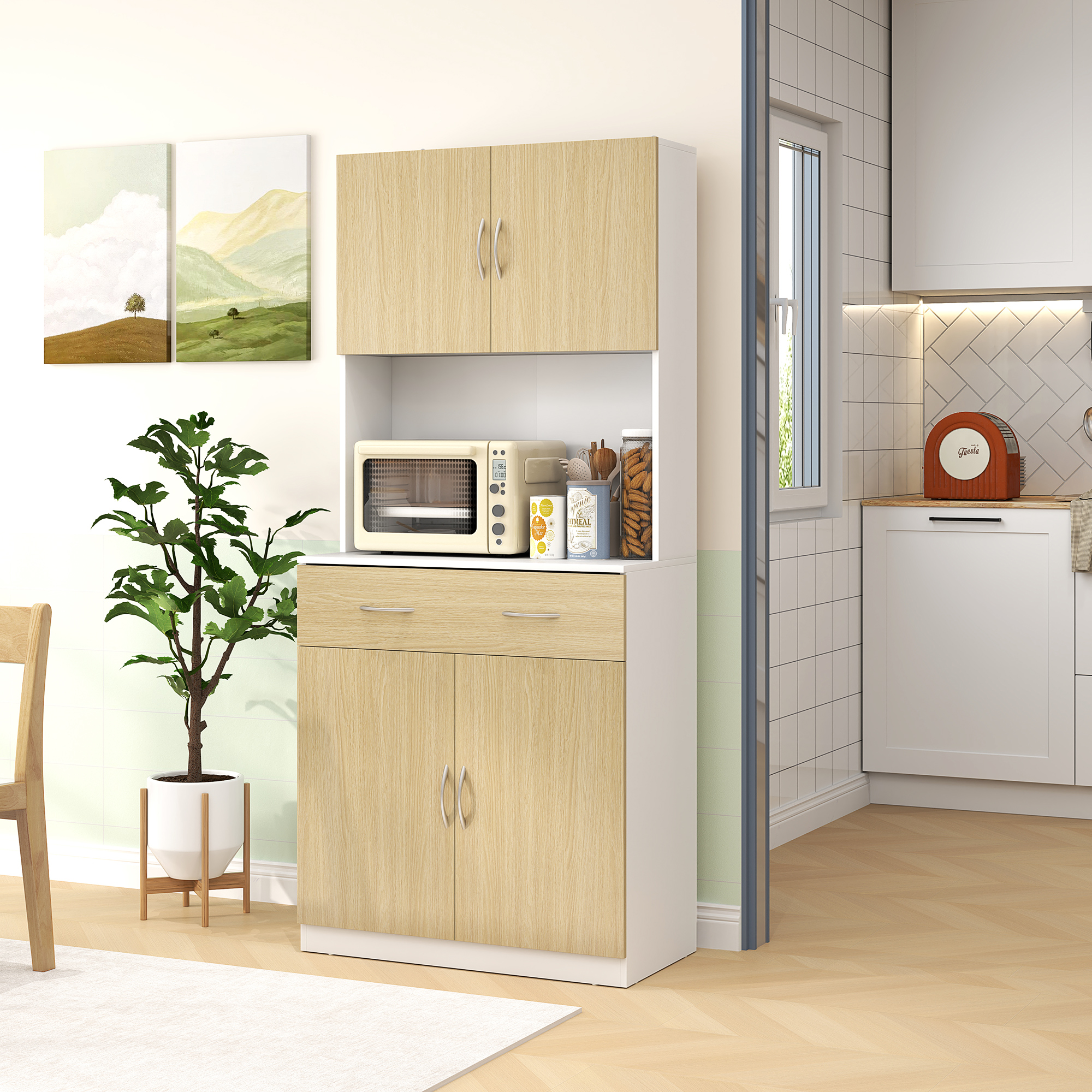 Un armario de cocina claro con detalles de madera, microondas y planta.