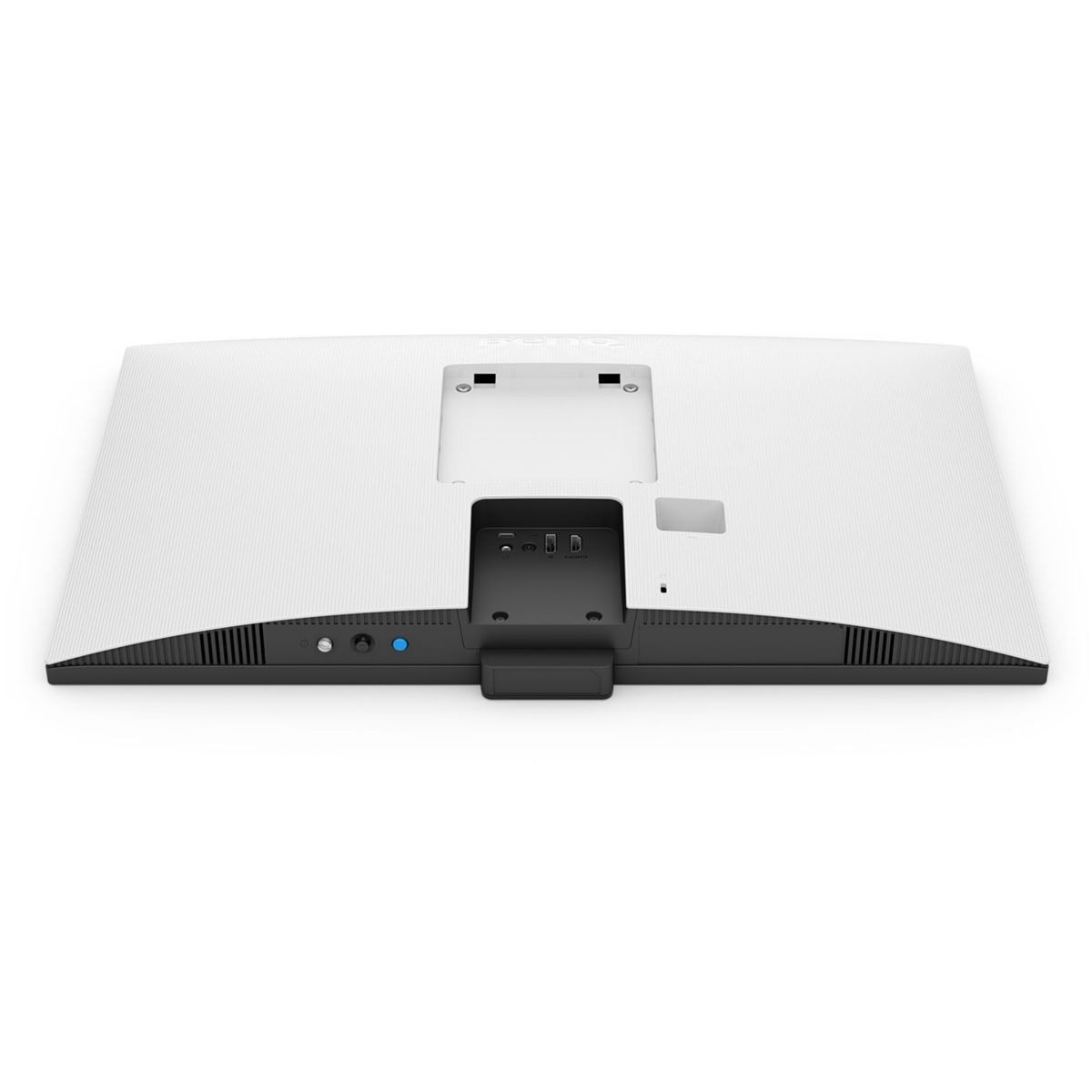 Achterkant van een witte monitor met poorten en ventilatieopeningen.