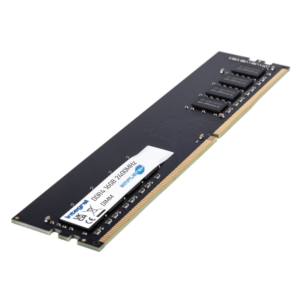 Czarny moduł RAM DDR4 16GB 2400MHz ze złotymi stykami na białym tle.