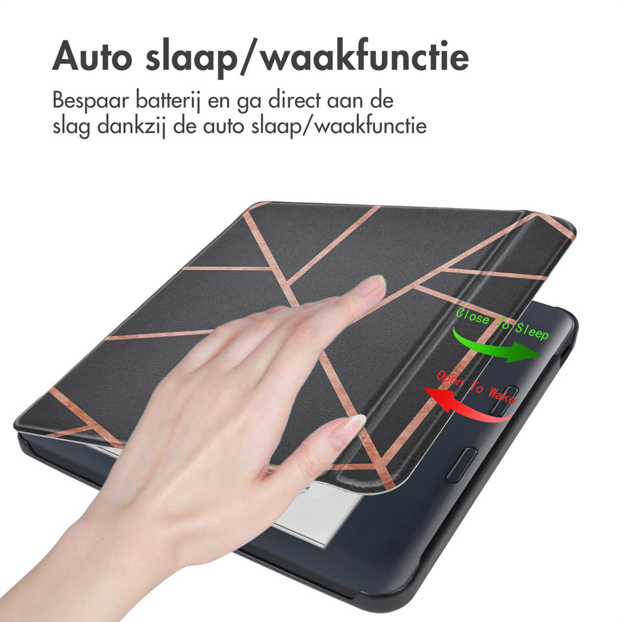 Hand sluit een tablet met geometrisch patroon om het in slaapstand te zetten.