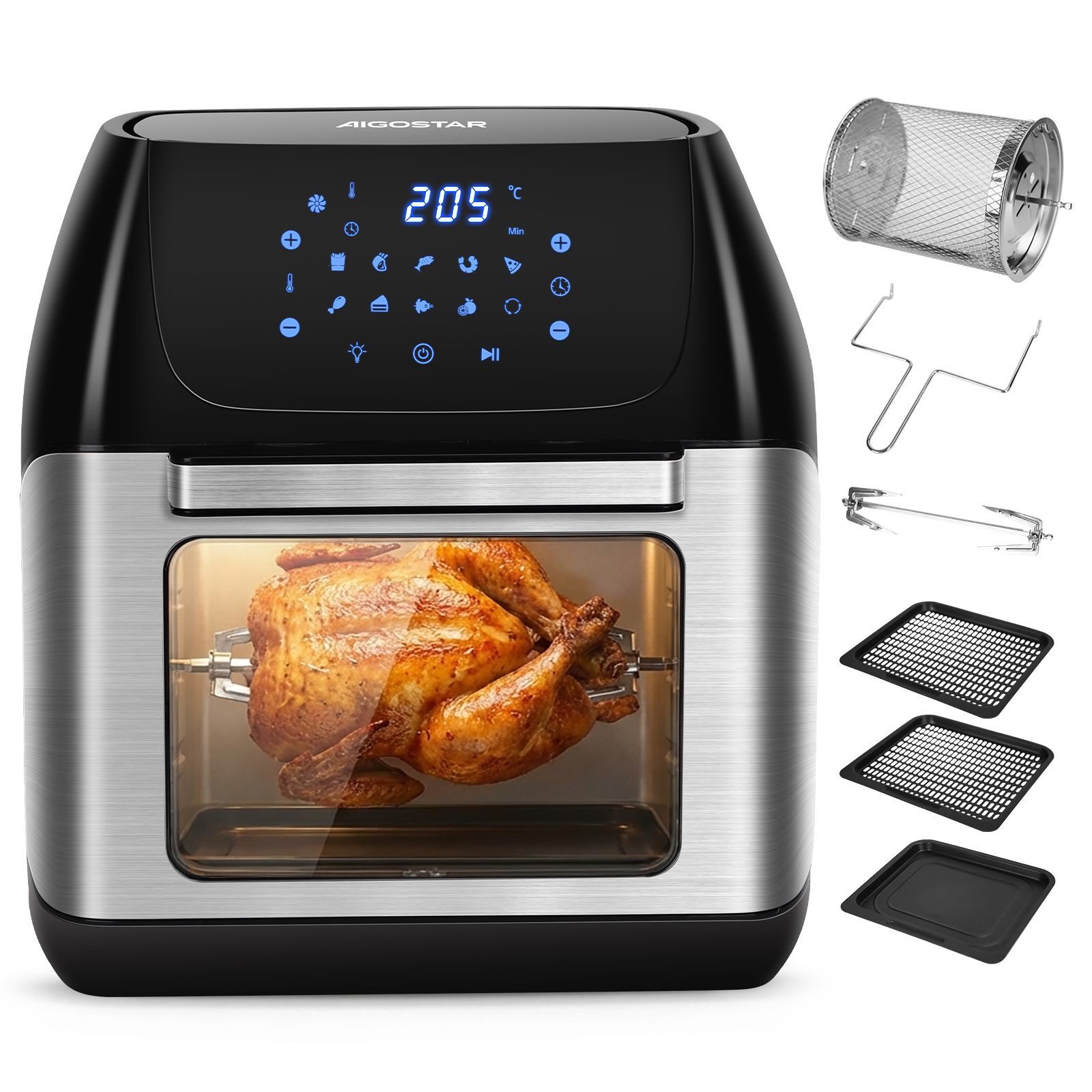 Un pollo gira en un horno freidora de aire plateado y negro.