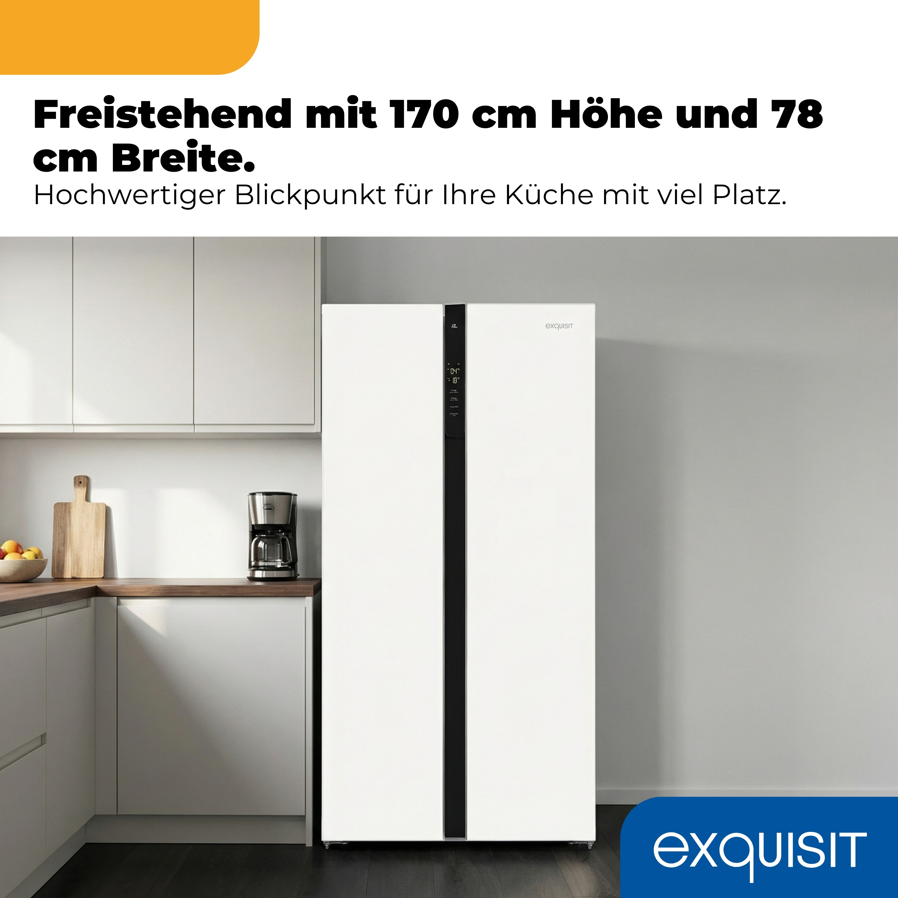 Ein freistehender Kühlschrank mit schwarzer Front und Display.