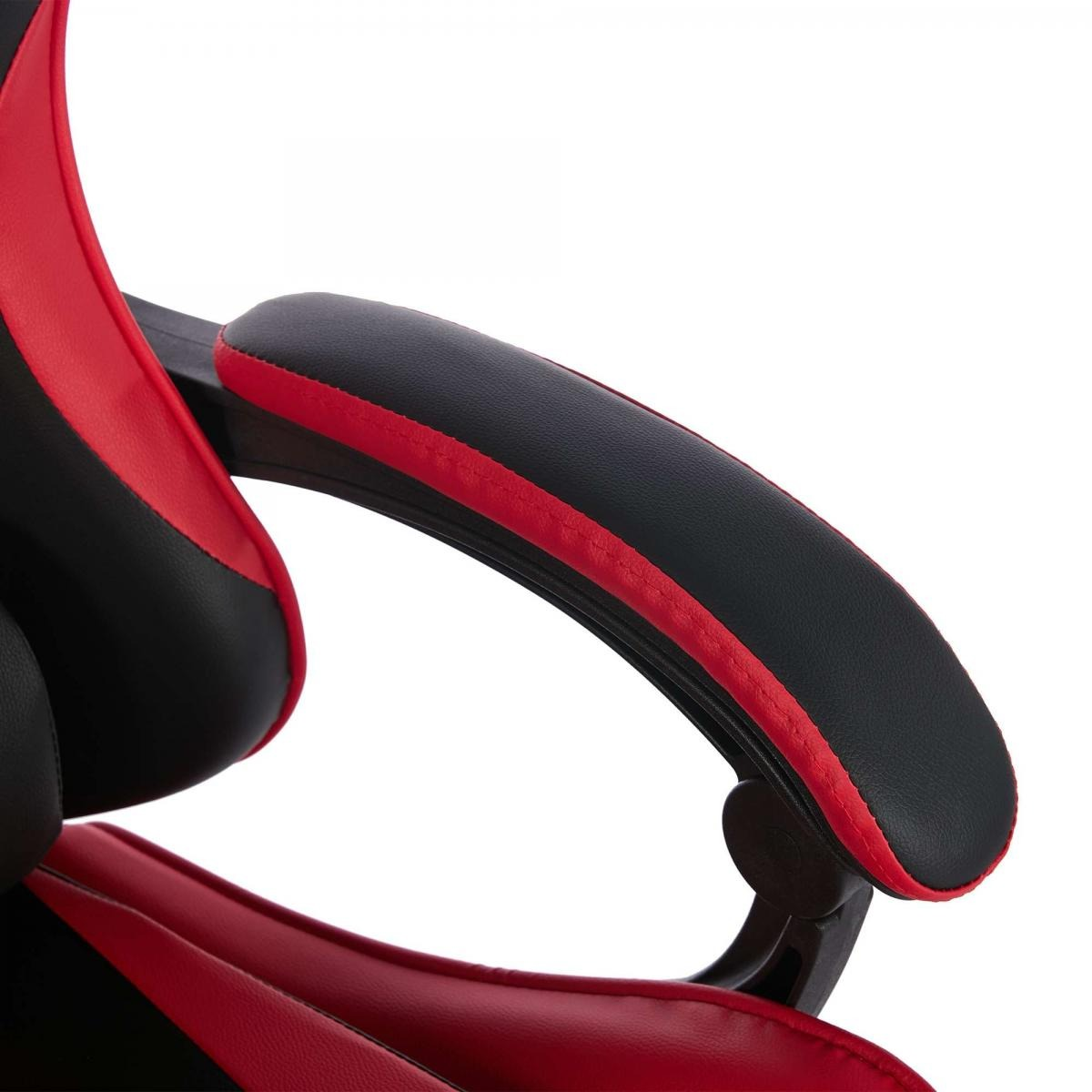 Detailaufnahme einer schwarzen Armlehne mit roter Paspelierung eines Gaming-Stuhls.