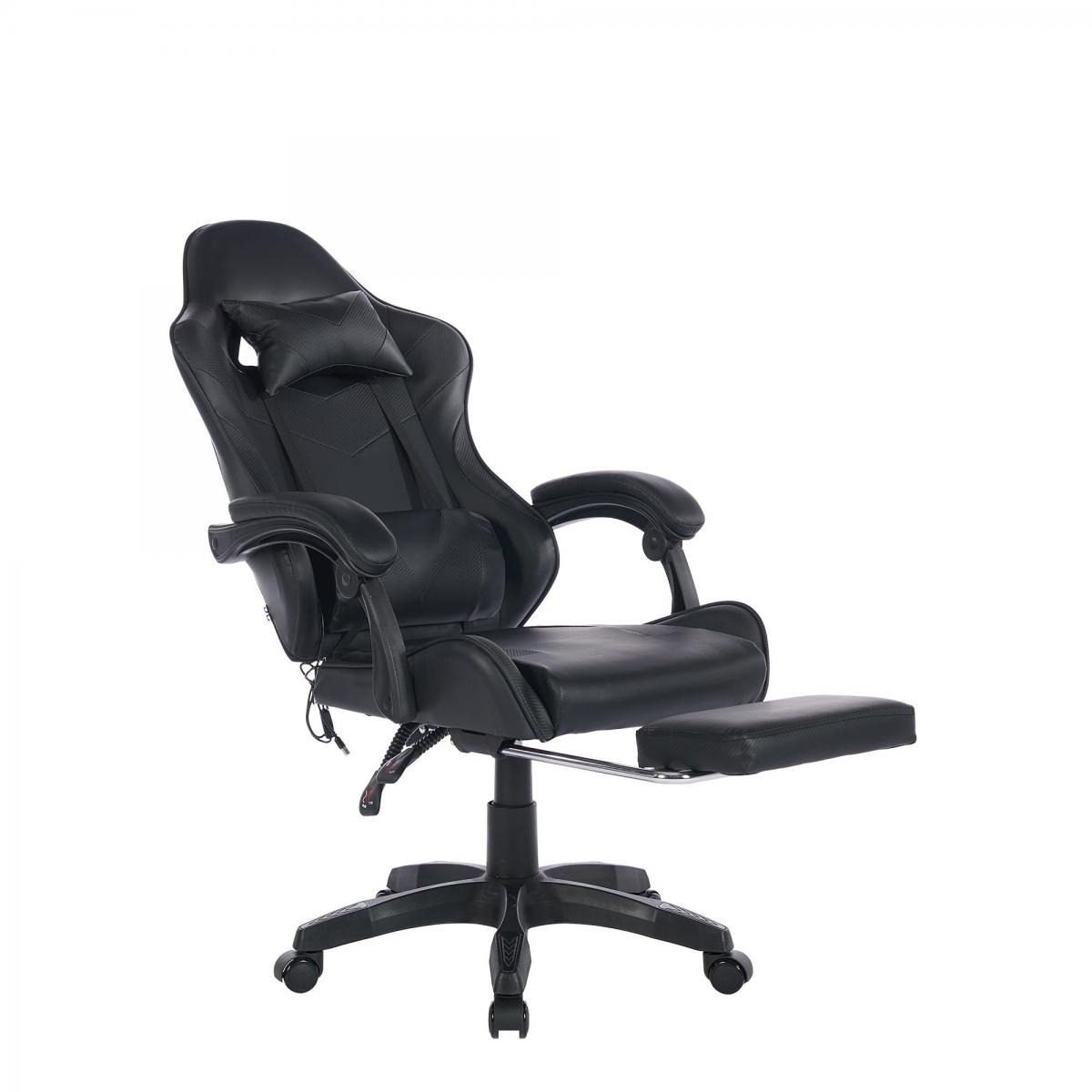 Ein schwarzer Gaming-Stuhl mit ausziehbarem Fußhocker und Nackenkissen.