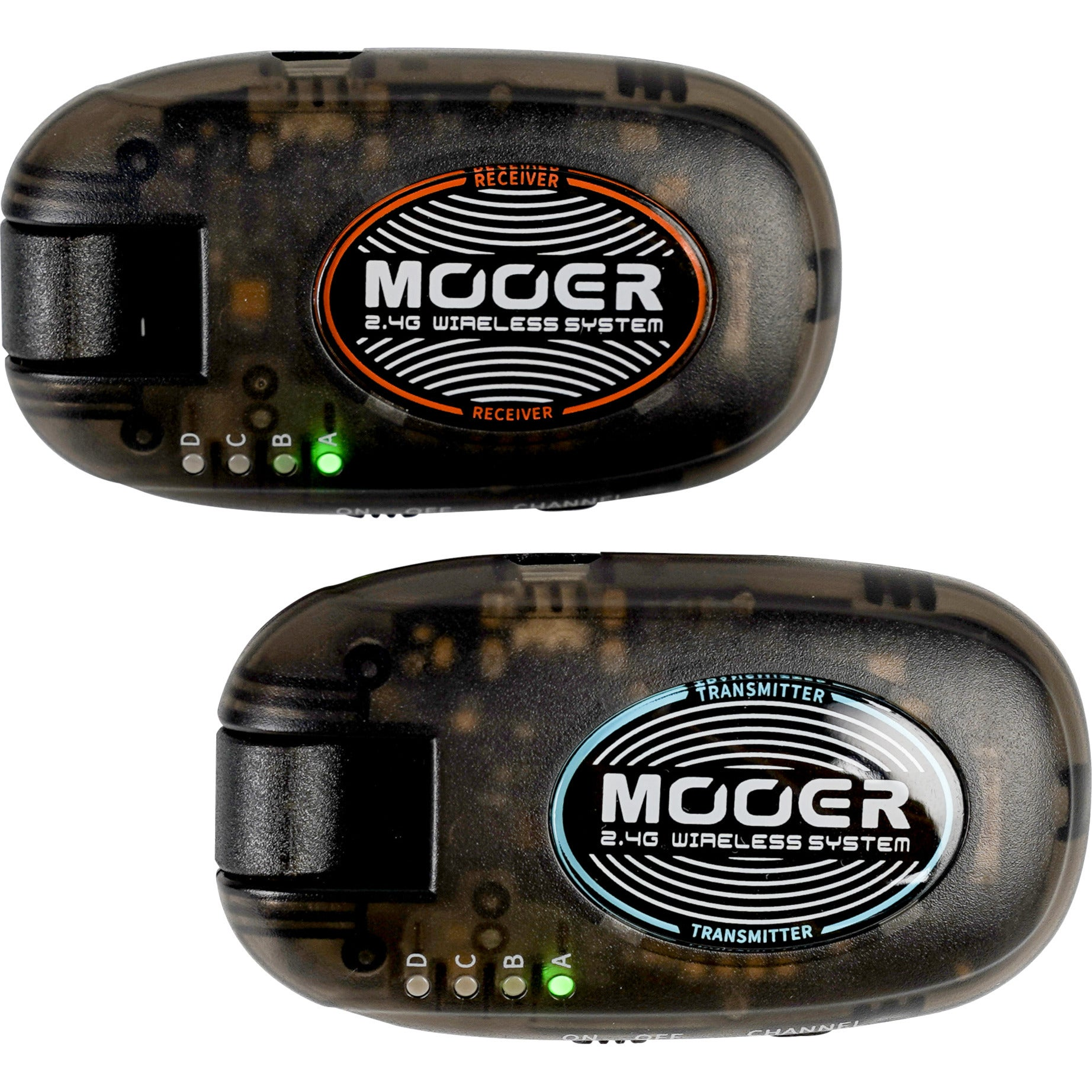 Twee zwarte Mooer 2.4G draadloze systemen, zender en ontvanger, met groene LED.