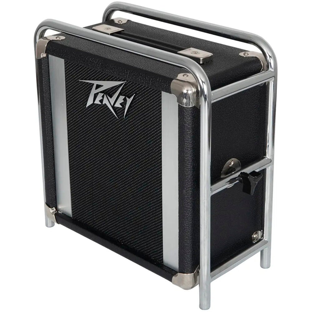 Zwarte versterker met chroom frame en 'Peavey' logo.