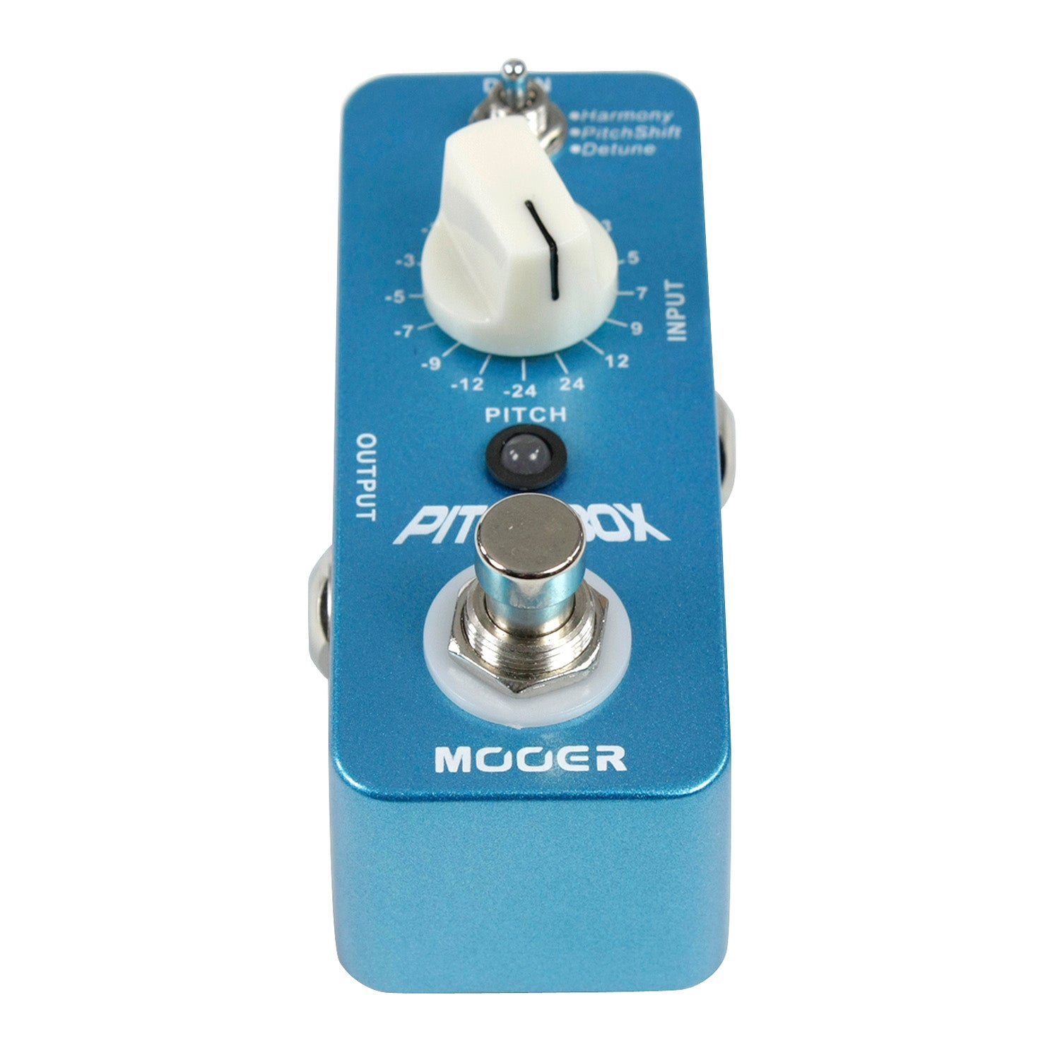 Beyaz düğmeli mavi Mooer Pitch Box gitar pedalı, giriş, çıkış ve perde kontrol etiketli.