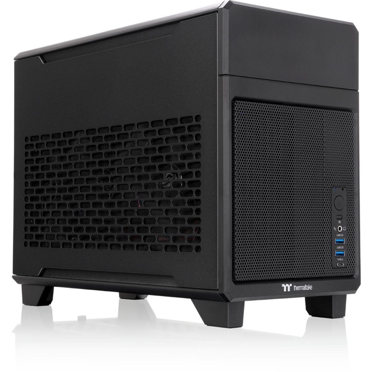 Case PC nero con griglie di ventilazione e porte anteriori.