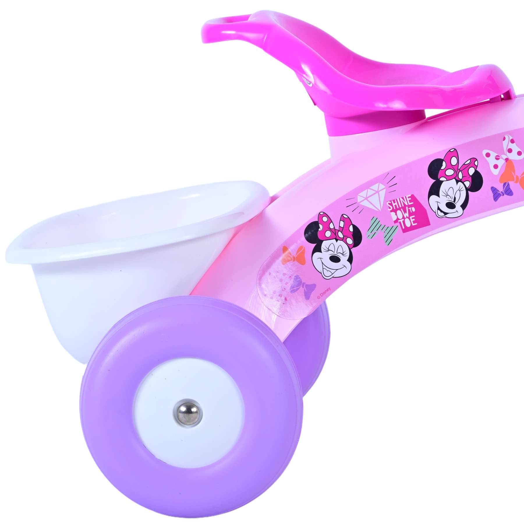 Ein rosafarbener Kinderroller mit Minnie Maus-Aufklebern und lila Rädern.