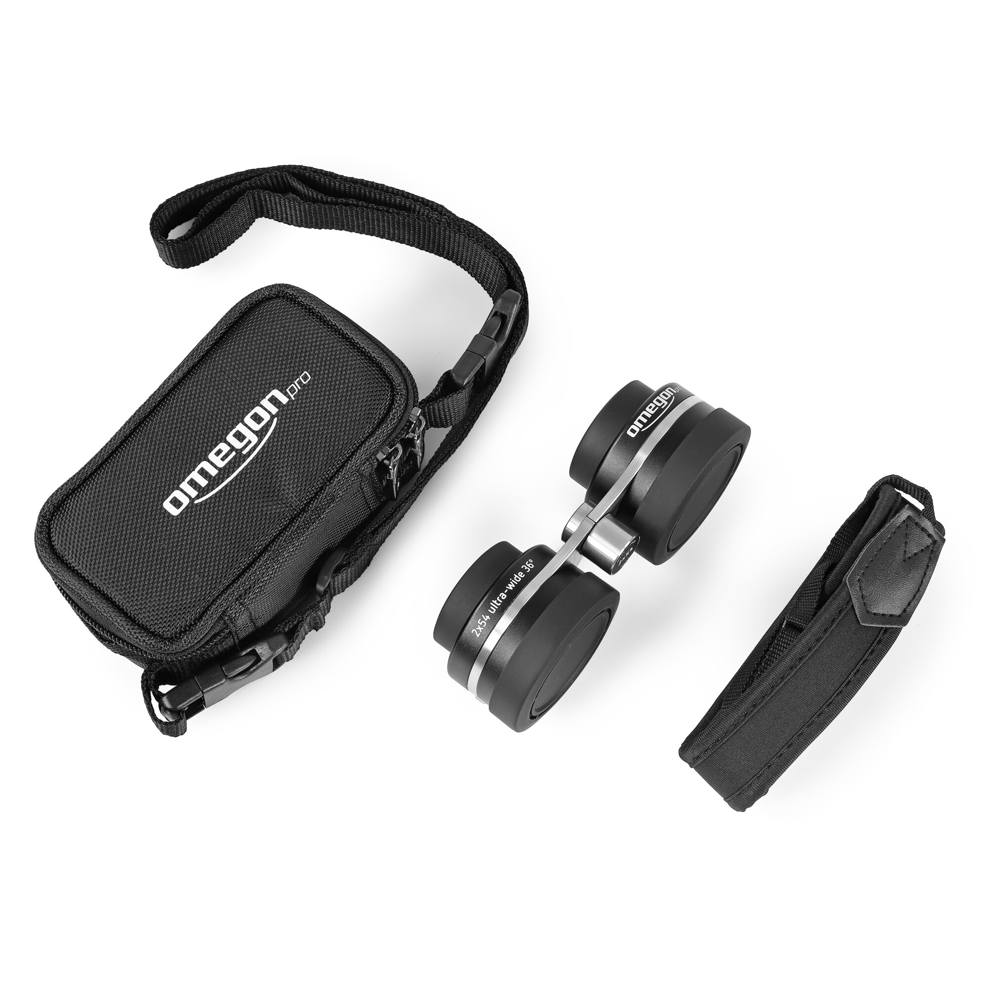 Schwarze Tasche, Fernglas und Riemen auf weißem Hintergrund.