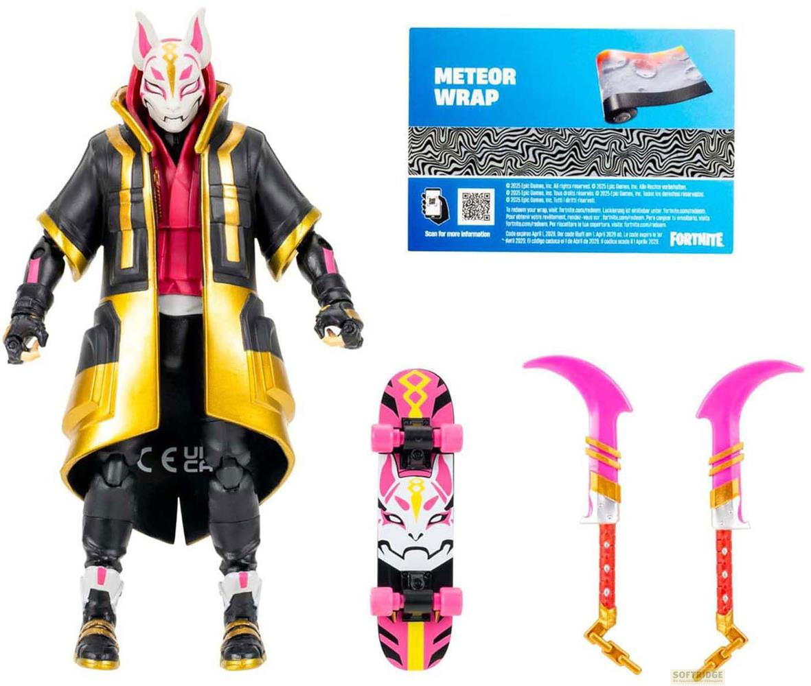 Fortnite-Figur mit Maske, Skatebord und zwei Klingenwaffen, vor weißem Hintergrund.