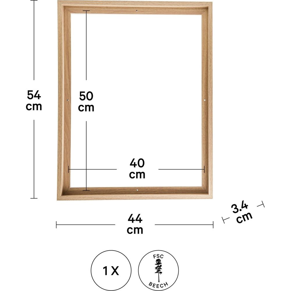Cadre en bois avec dimensions: 54x44 cm extérieur, 50x40 cm intérieur.