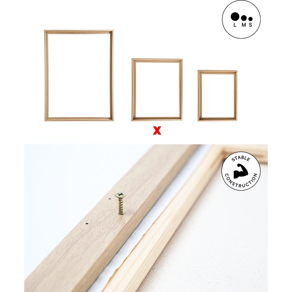 Trois cadres en bois de tailles différentes, un X rouge en dessous. Gros plan d'une vis dans un cadre en bois.