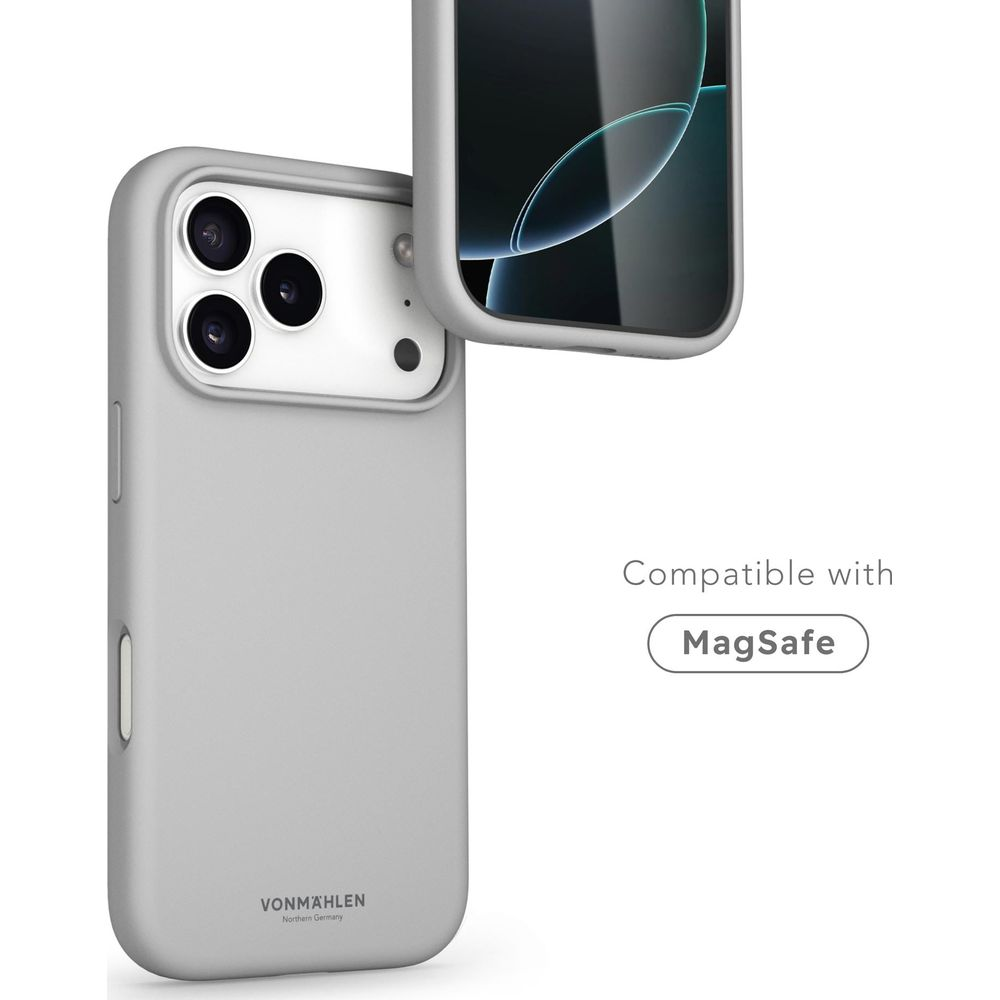 Graue Handyhülle mit MagSafe-Kompatibilität, zeigt drei Kameralinsen.