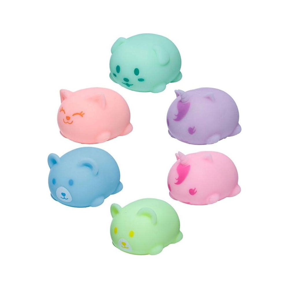 Six jouets anti-stress mignons pastel en forme d'animaux sur fond blanc.