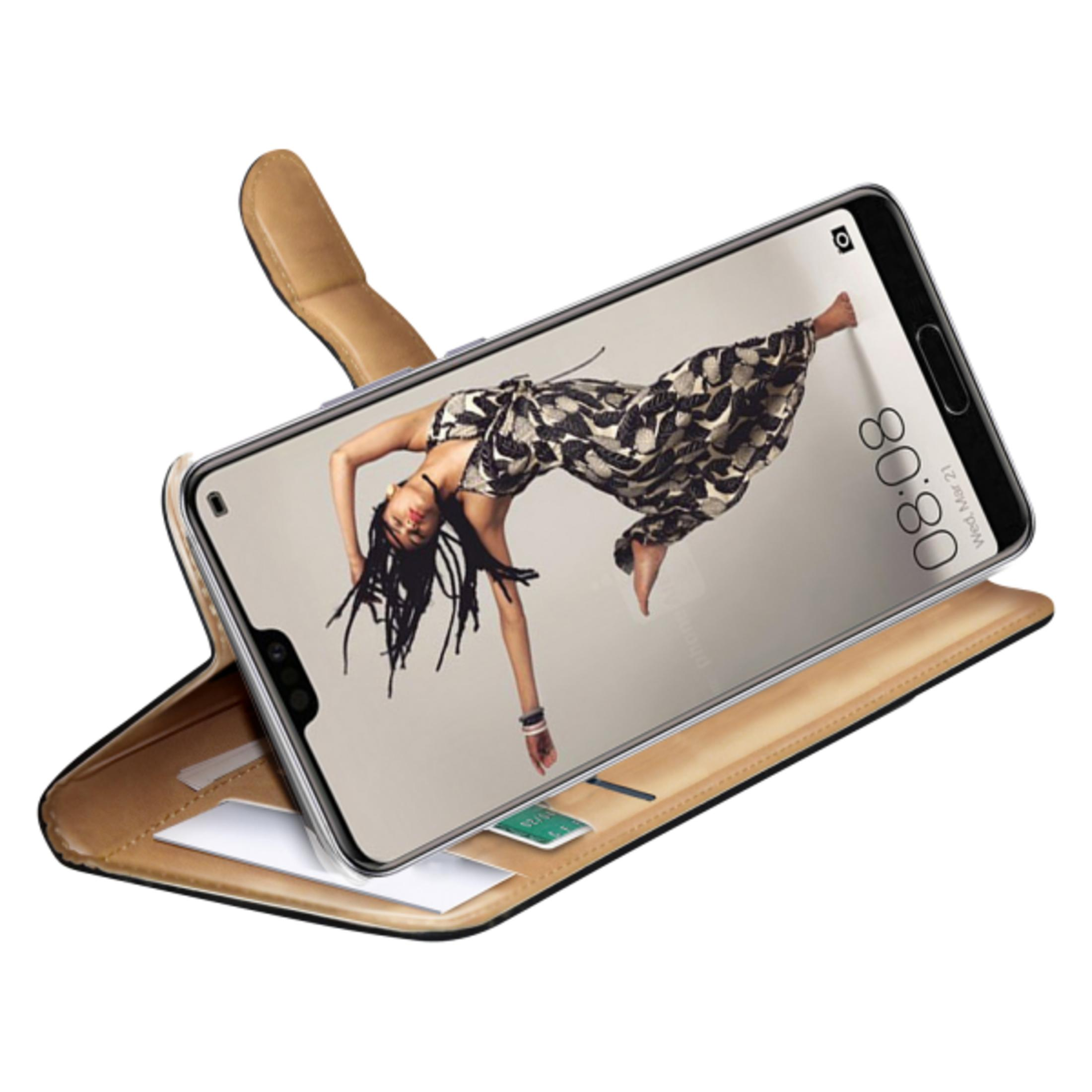Uno smartphone in una custodia in pelle marrone con un'immagine di una donna sullo schermo.
