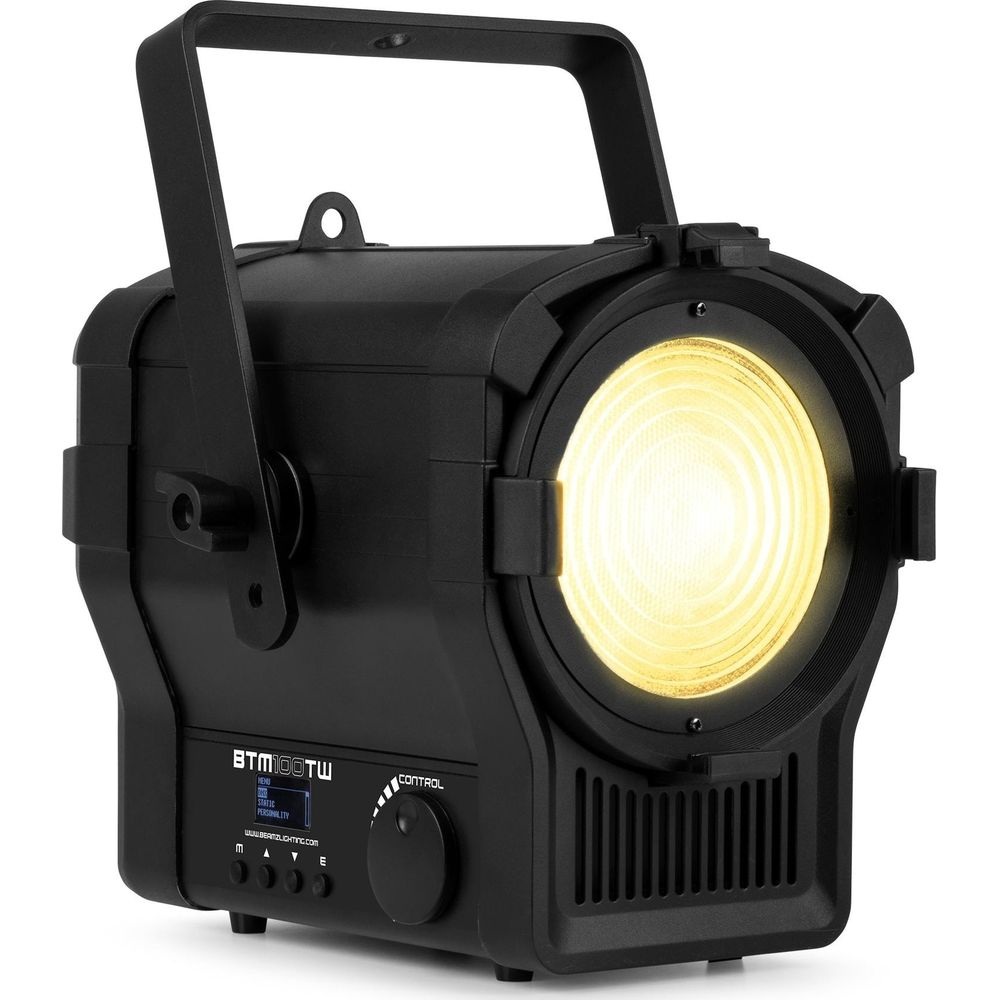 Un projecteur noir avec un faisceau lumineux jaune vif et un panneau de contrôle.