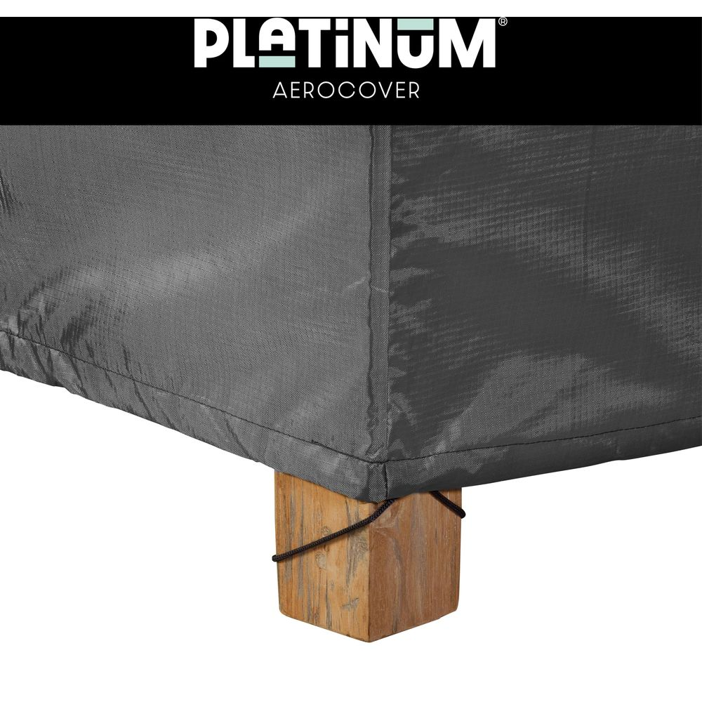 Graue Schutzhülle mit Holzbein und Kordel. Oben ist der Schriftzug PLATINUM AERCOVER.
