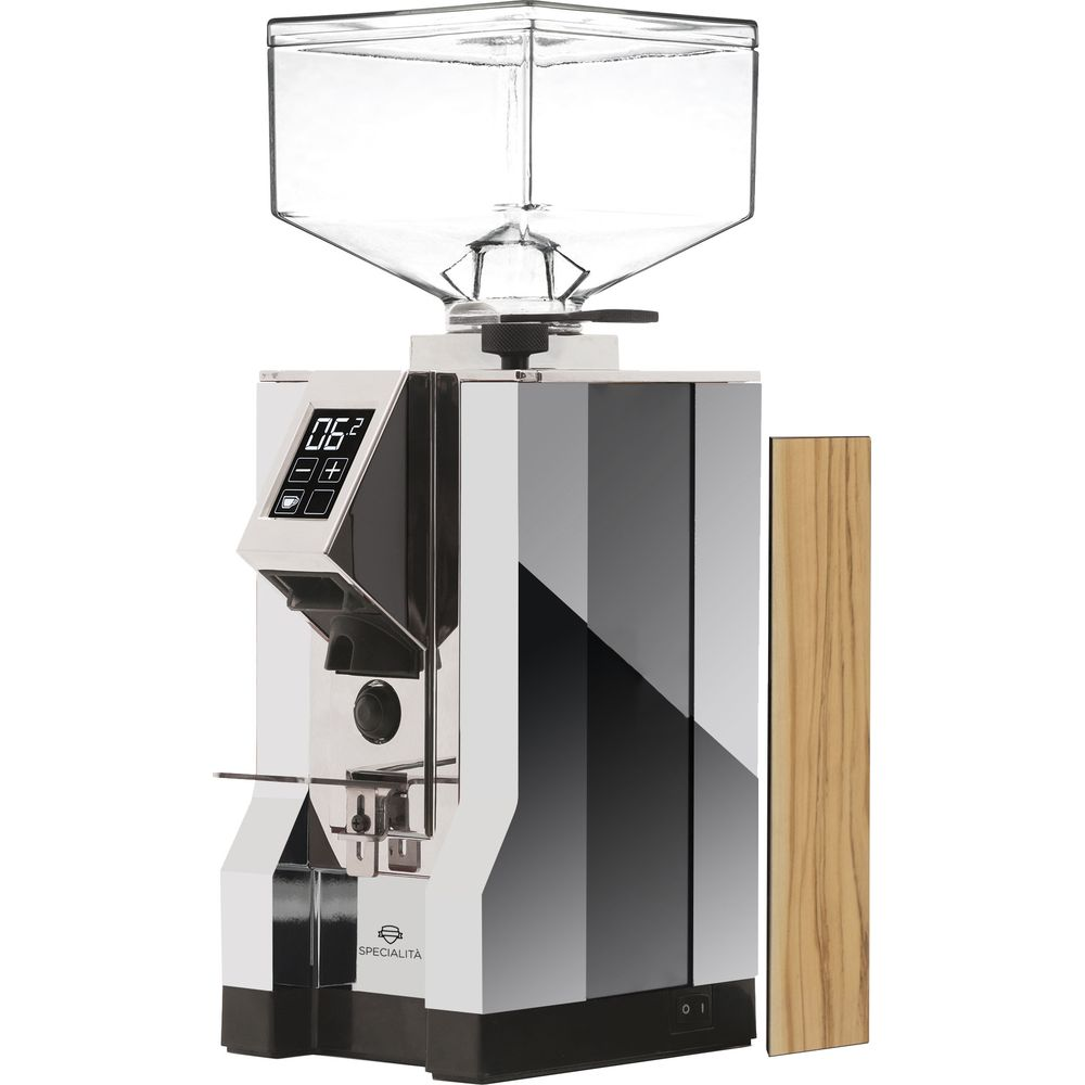 Un distributeur de moulin à café argenté avec écran numérique et accent en bois.