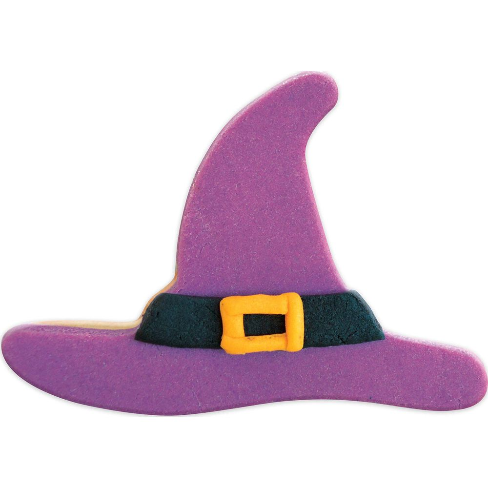 Ein violetter Hexenhut-Keks mit schwarzem Band und gelber Schnalle.